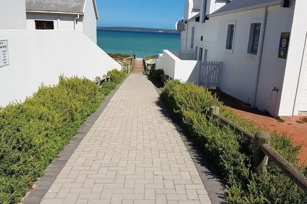 99 Steps Langebaan - Dış Mekan