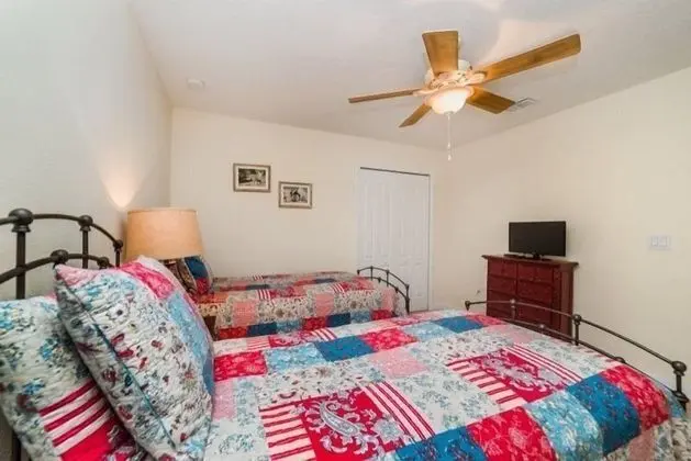 9BR 5BA Pool Home in ChampionsGate - Oda