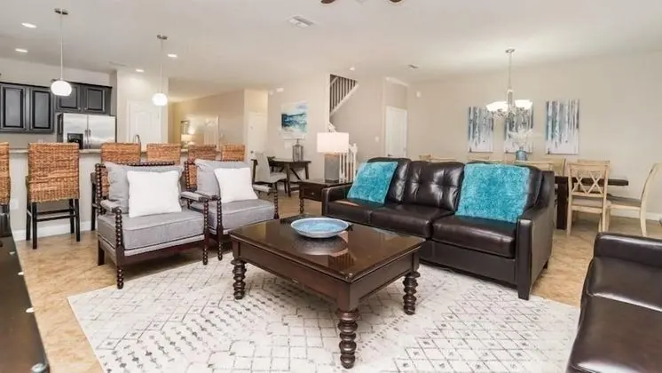 9BR 5BA Pool Home In ChampionsGate - Oda Düzeni