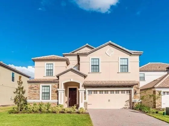 9BR Pool Home in ChampionsGate