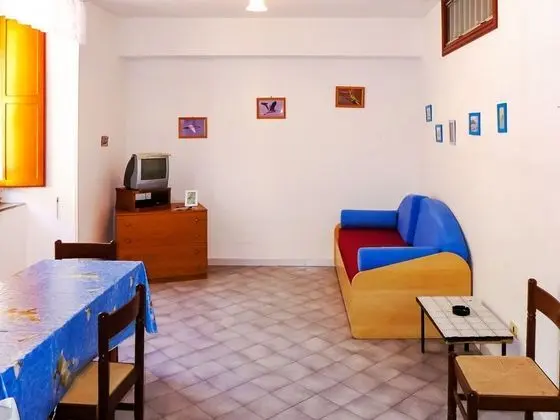 A 1 Marina del Cantone - Oda