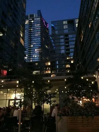 A&A Suites in the heart of Downtown Toronto - Dış Mekan