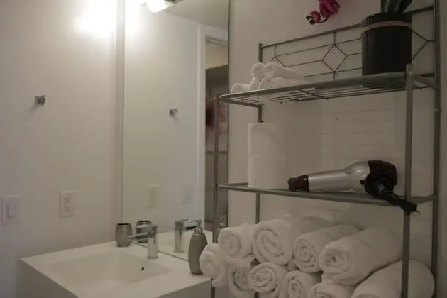 A&A Suites in the heart of Downtown Toronto - Spa