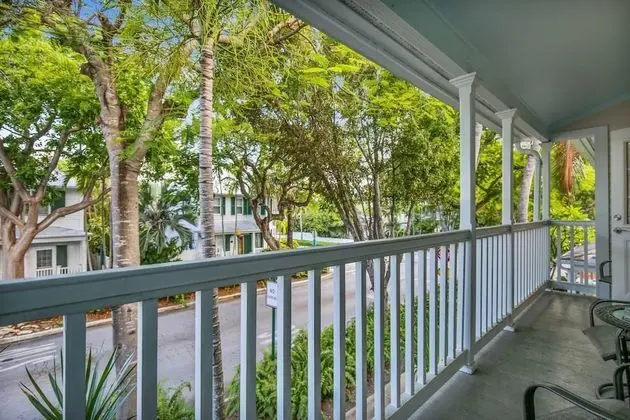 A Barefoot Retreat by Avantstay Great Location w/ Patio, Outdoor Dining and Shared Pool! Week Long Stays