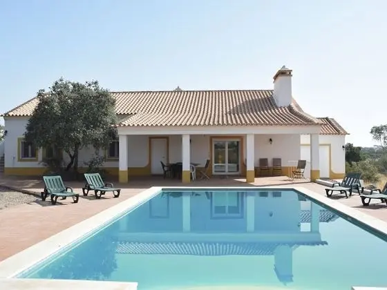 A Comfortable Holiday Home With Private Swimming Pool, Tranquility and Privacy