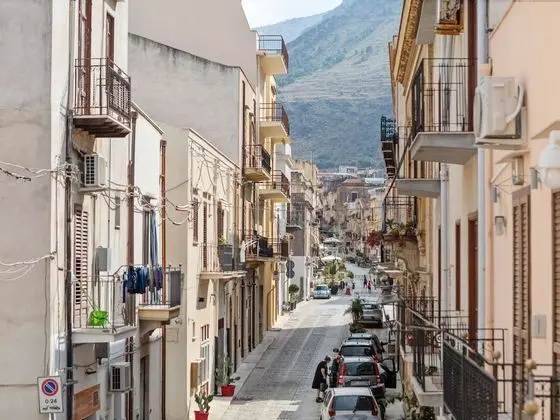 A Corner of Paradise in Castellammare With a sea View
