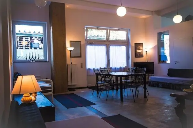 a-domo Apartments Mülheim - Apartments, Lofts & Hostel Rooms - short or longterm - single or grouptravel