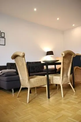 a-domo Apartments Oberhausen - Studio Apartments & Flats - short or longterm - single or grouptravel - Yerinde Yemek