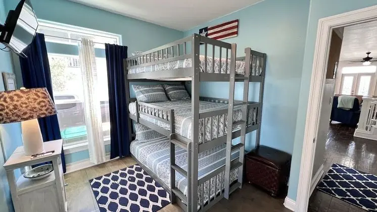 A Dose of Destin - Oda