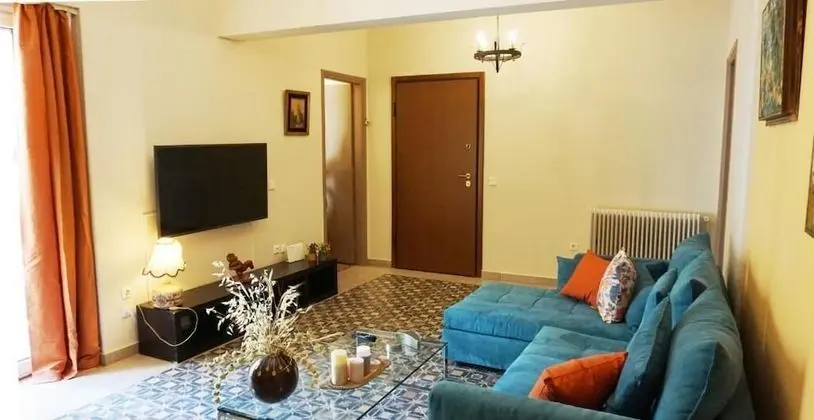 A few Steps from Syntagma and Plaka