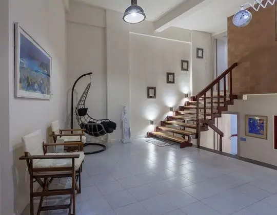 A Gift in the Heart of Monastiraki A - İç Mekan
