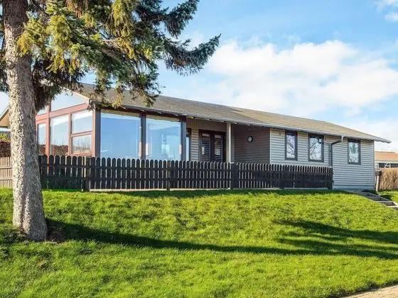 A Lavish Holiday Home in Juelsminde by the sea