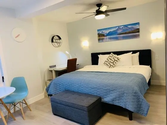 A Lovely Studio with Full Kitchen & AC - Oda
