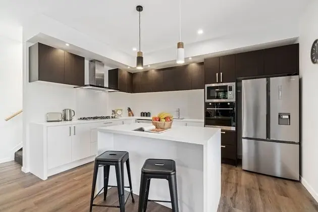 A LUCKIE CHARM - 5-BEDROOM TOWNHOUSE - Mutfak