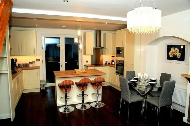 A Modern, Comfy Newly Remodeled 2bd House - Yerinde Yemek