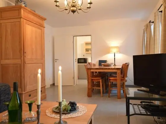 A Modern Holiday Home for 2-5 People by the River Mosel