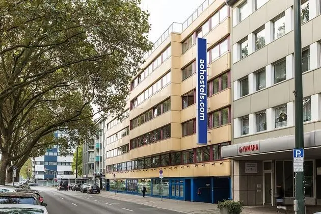 a&o Düsseldorf Hauptbahnhof - Dış Mekan
