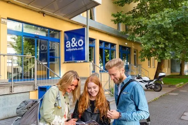 a&o Stuttgart City - Hostel - Dış Mekan