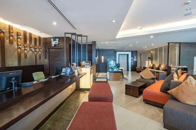 A-One Pattaya Beach Resort - Dış Mekan