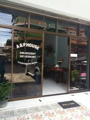 A & P House Charansanitwong - Dış Mekan