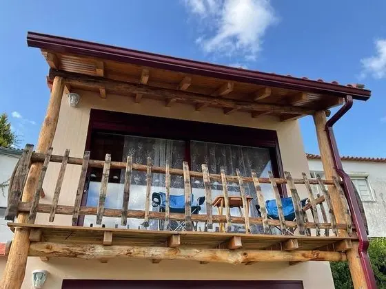A Pequena Casa in Coja in Countryside, Portugal
