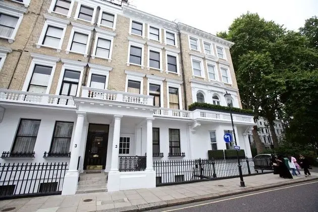 A Place Like Home - Two Bedroom Apartment in Knightsbridge