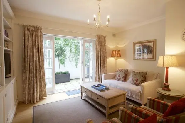 A Place Like Home - Two Bedroom Flat near Gloucester Road