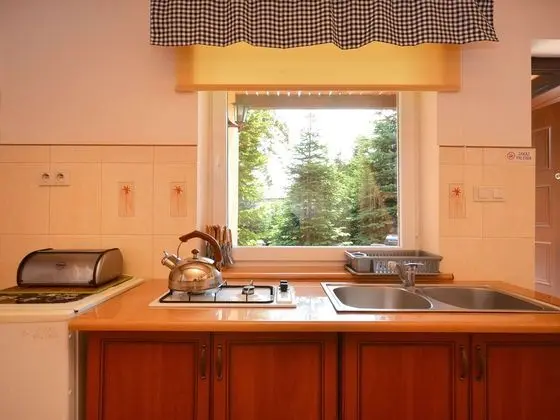 A Quiet Cottage in a Seaside Village. Living Room, two Bedrooms, a Large Garden - Mutfak