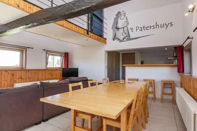 A Recently Renovated, Semi-detached Holiday House - Yerinde Yemek