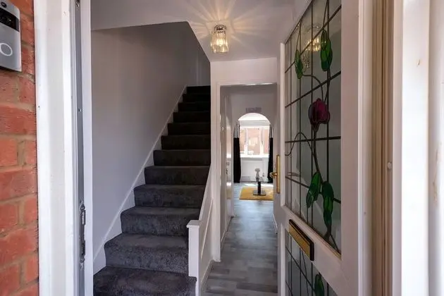 A Stunning 2 BED Home ON THE River Thames! - Lobi