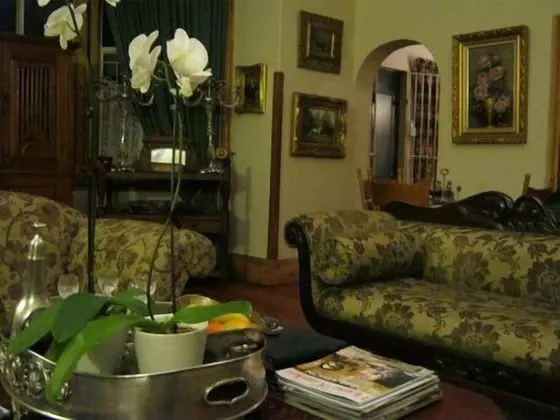 A Tapestry Garden Guest House - Lobi