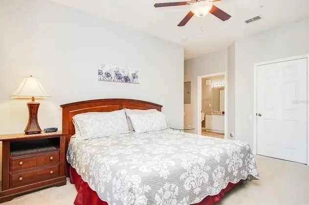 A Touch of Modern at Windsor Hills