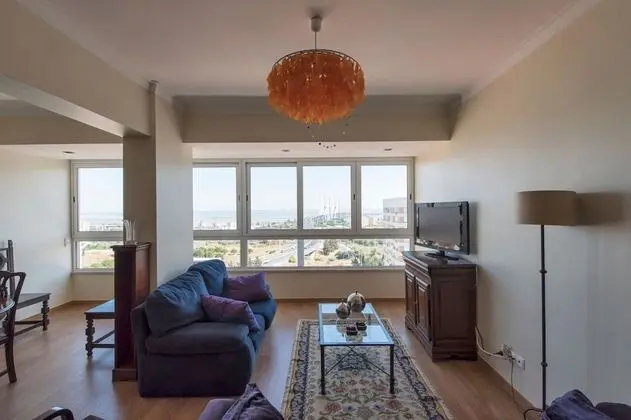 A View to the River Tejo IBG HOME