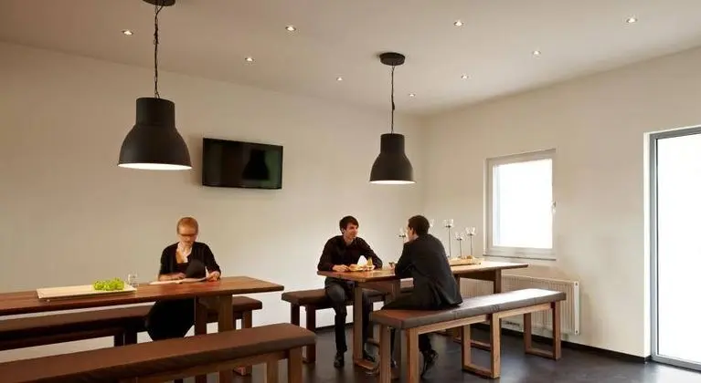 a2 HOTELS Plochingen