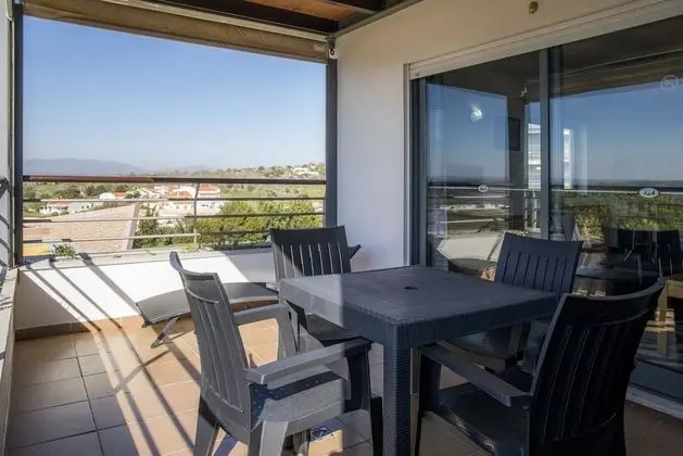 A21 - 1 Bed Apartment in Marinapark - Oda