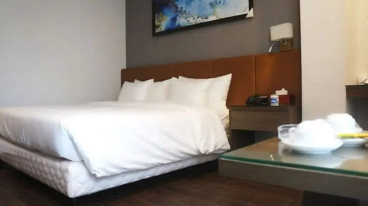 A25 Hotel - 187 Trung Kính - Oda