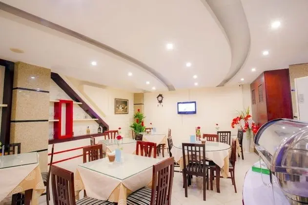 A25 Hotel - 61 Luong Ngoc Quyen - Yerinde Yemek