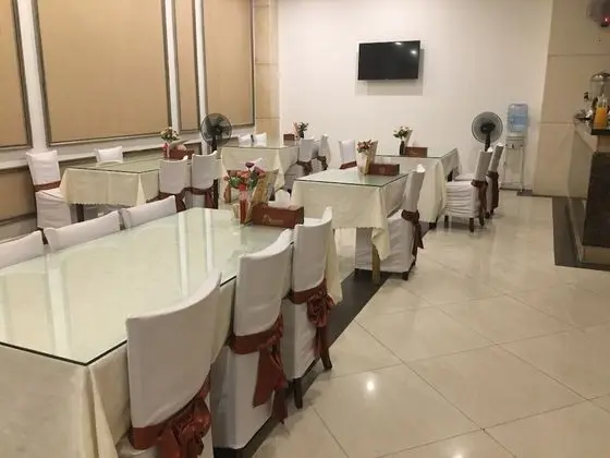 A25 Hotel - 63A Phương Liệt - Yerinde Yemek