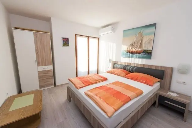 A3 Cozy Apt. w. big Garden, 2 Balconies & Grill