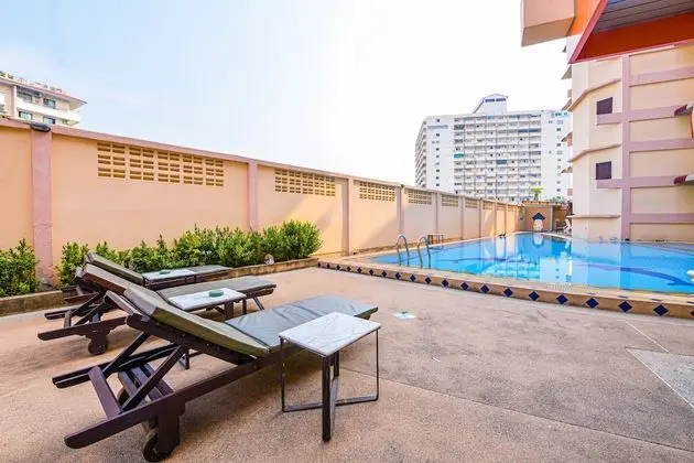 AA Pattaya Ville - Havuz