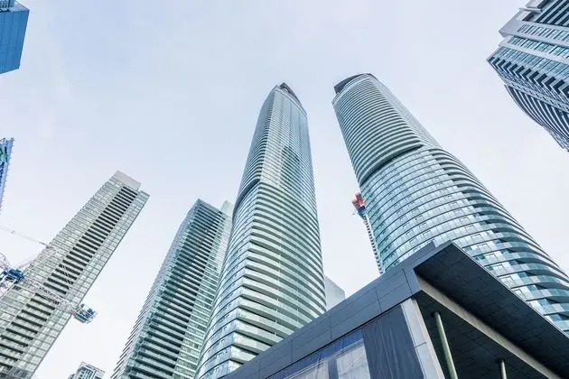 Aaira Suites at 1 York St - Dış Mekan