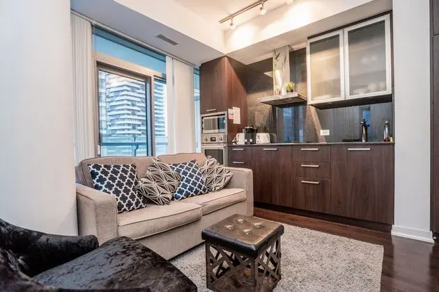 Aaira Suites at 1 York St - Mutfak