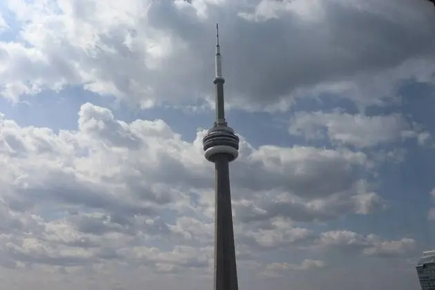 Aaira Suites CN Tower View - Oda Manzaraları