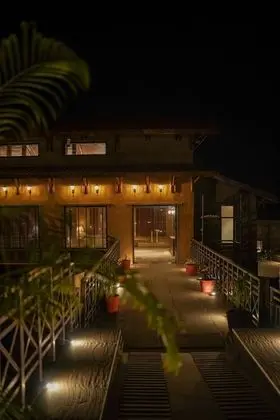 Aamaghati Wildlife Resort