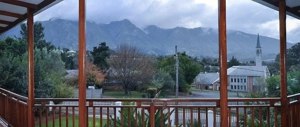 Aan De Bergen Guesthouse South Africa - Dış Mekan