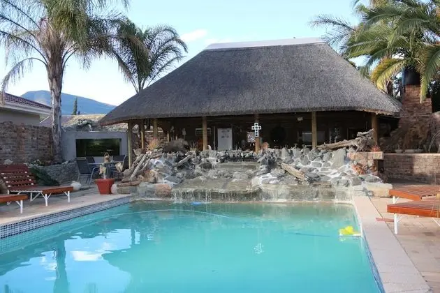 Aan Die Oewer Guest House