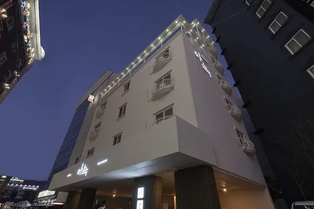 Hotel AANK