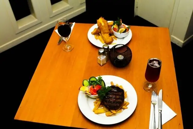 Aaron Court Motor Inn - Yerinde Yemek
