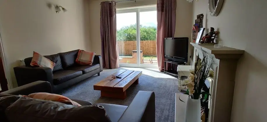 Aaron Lodge Guest House - Öne Çıkan Resim