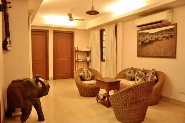 Aashianaa Gracious Living